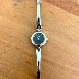 Ladies pulsar watch
